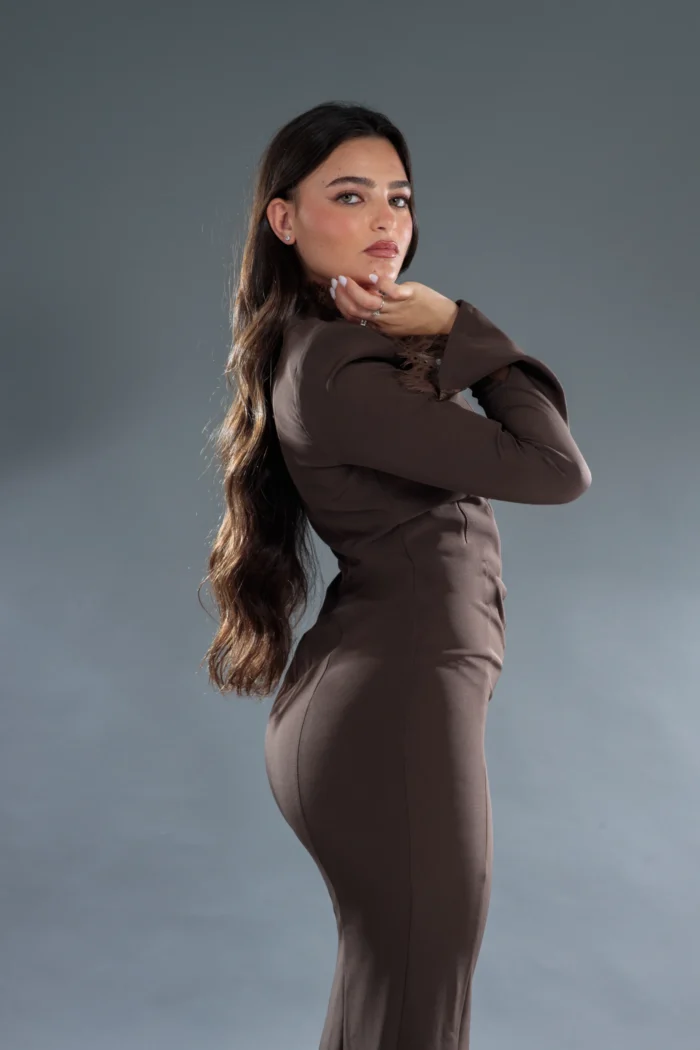 ⁦Dress nombre 775 <br> Brown chocolate⁩ – תמונה ⁦1⁩